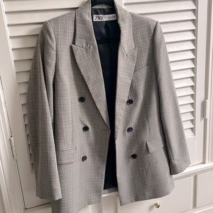 Zara woman’s blazer size M